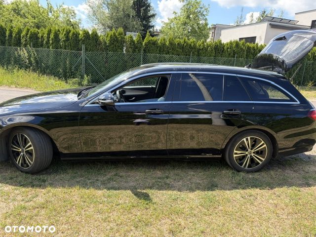 Mercedes-Benz Klasa E 220 d 9G-TRONIC - 9