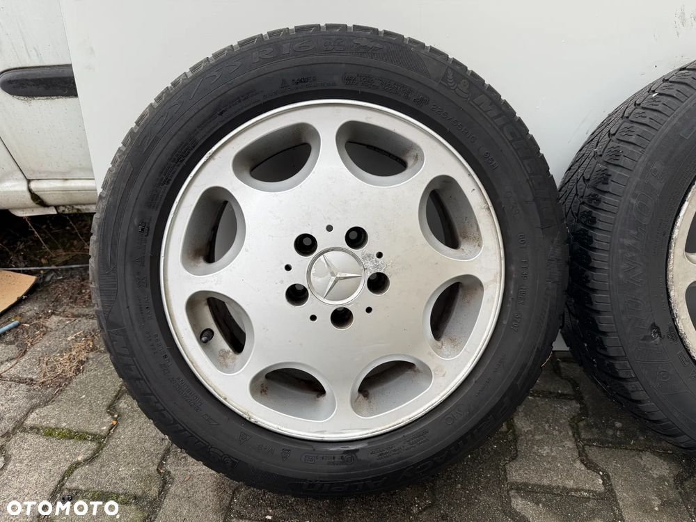 Mercedes komplet felg aluminiowych 1244011402 ET34 16" - 12