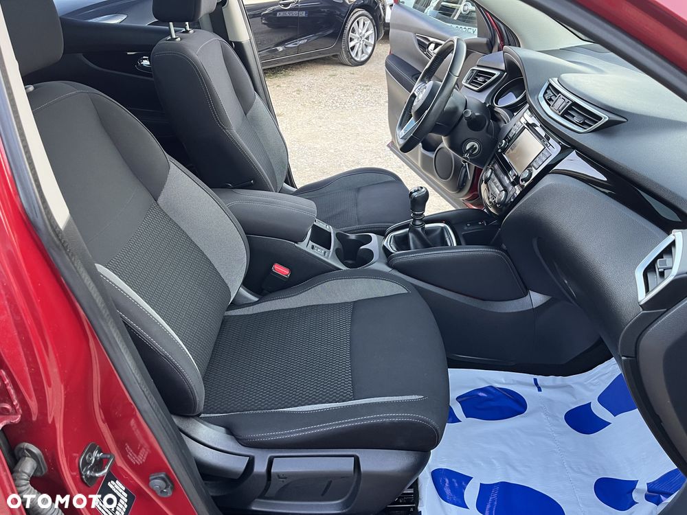 Nissan Qashqai 1.6 DIG-T N-Connecta - 21