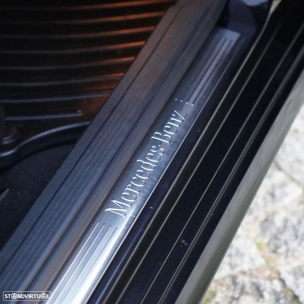 Mercedes-Benz E 300 Bluetec Hybrid Avantgarde - 35