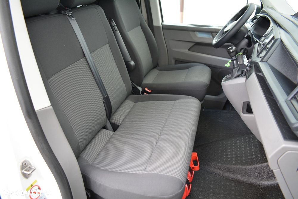 Volkswagen TRANSPORTER T6.1 150KM - 24