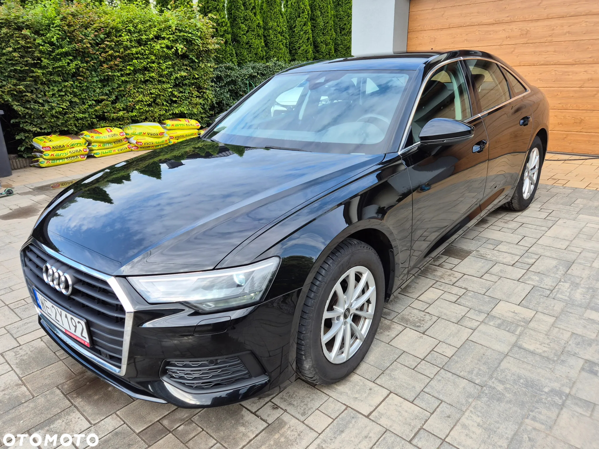 Audi A6 - 4
