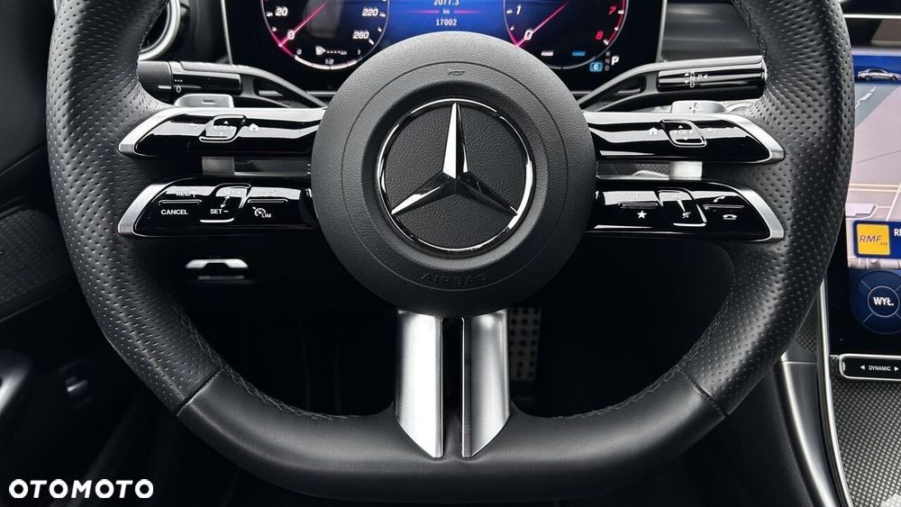 Mercedes-Benz Klasa C 180 mHEV AMG - 16