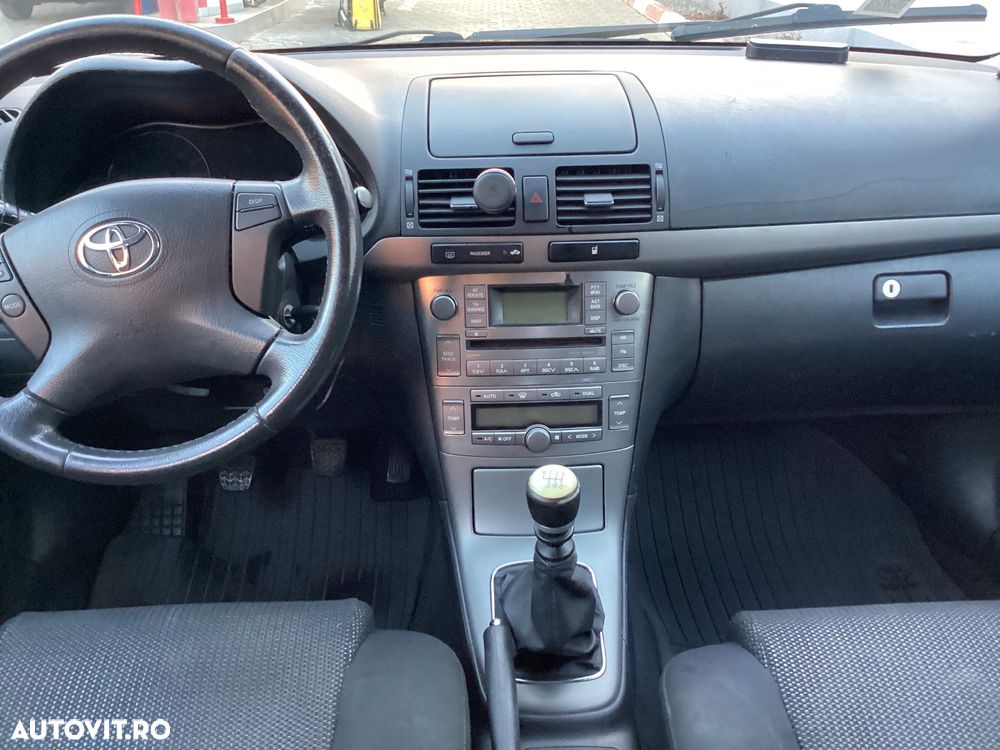 Toyota Avensis 2.0 D-4D Executiv - 12