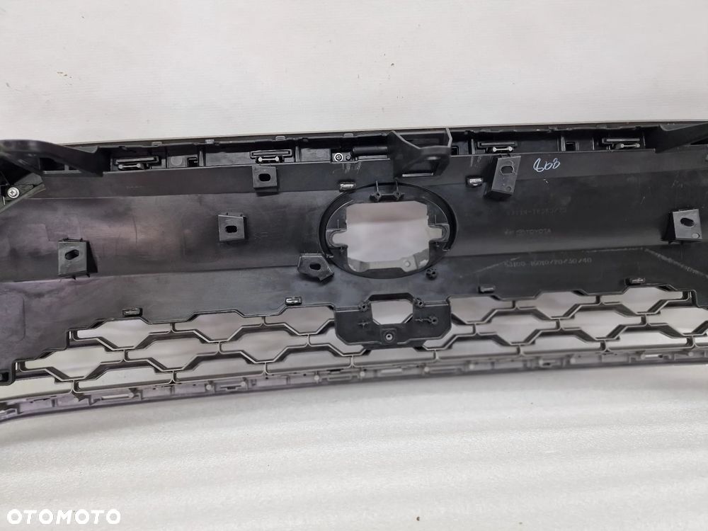 TOYOTA COROLLA CROSS 22- ŁADNA ATRAPA / GRILL PRZEDNI PRZÓD , NR 53114-16060 / 53100-16010 , NR AUKCJI GL533 - 15