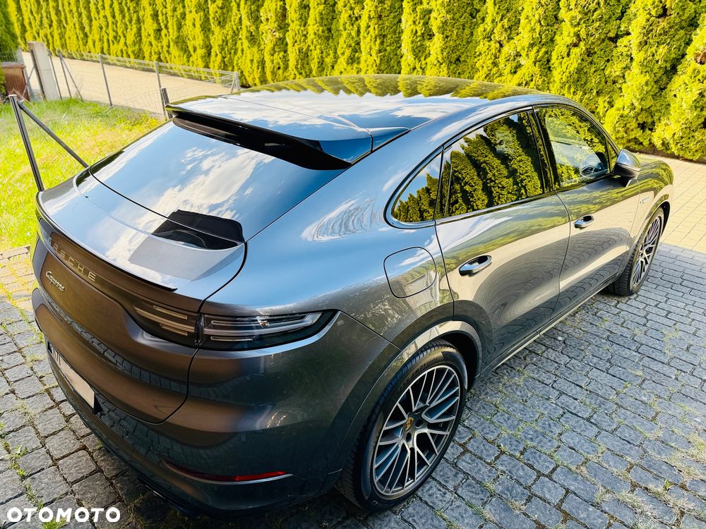 Porsche Cayenne E-Hybrid - 4