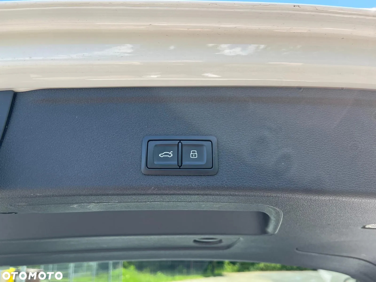 Audi A4 2.0 TDI S tronic - 11