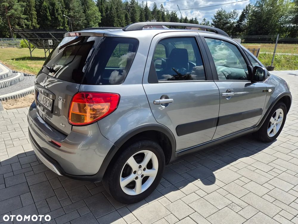 Suzuki SX4 1.6 GS / Premium 4WD - 5