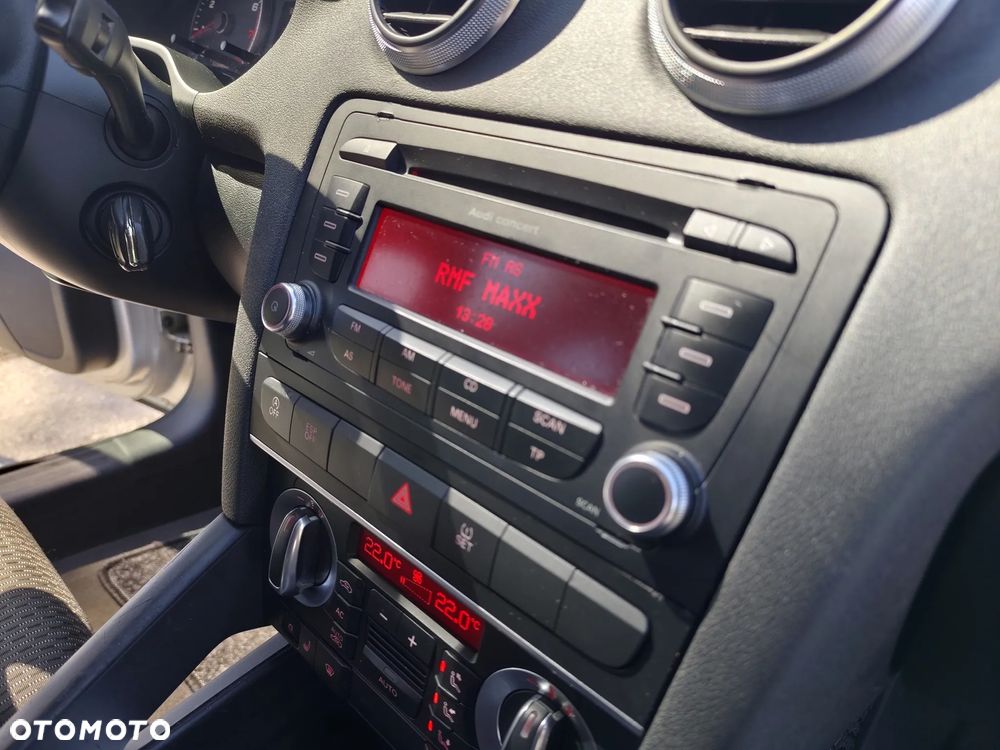 Audi A3 Sportback 1.4 TFSI Attraction - 32
