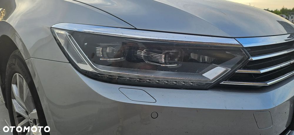 Volkswagen Passat 1.8 TSI BMT Comfortline DSG - 5