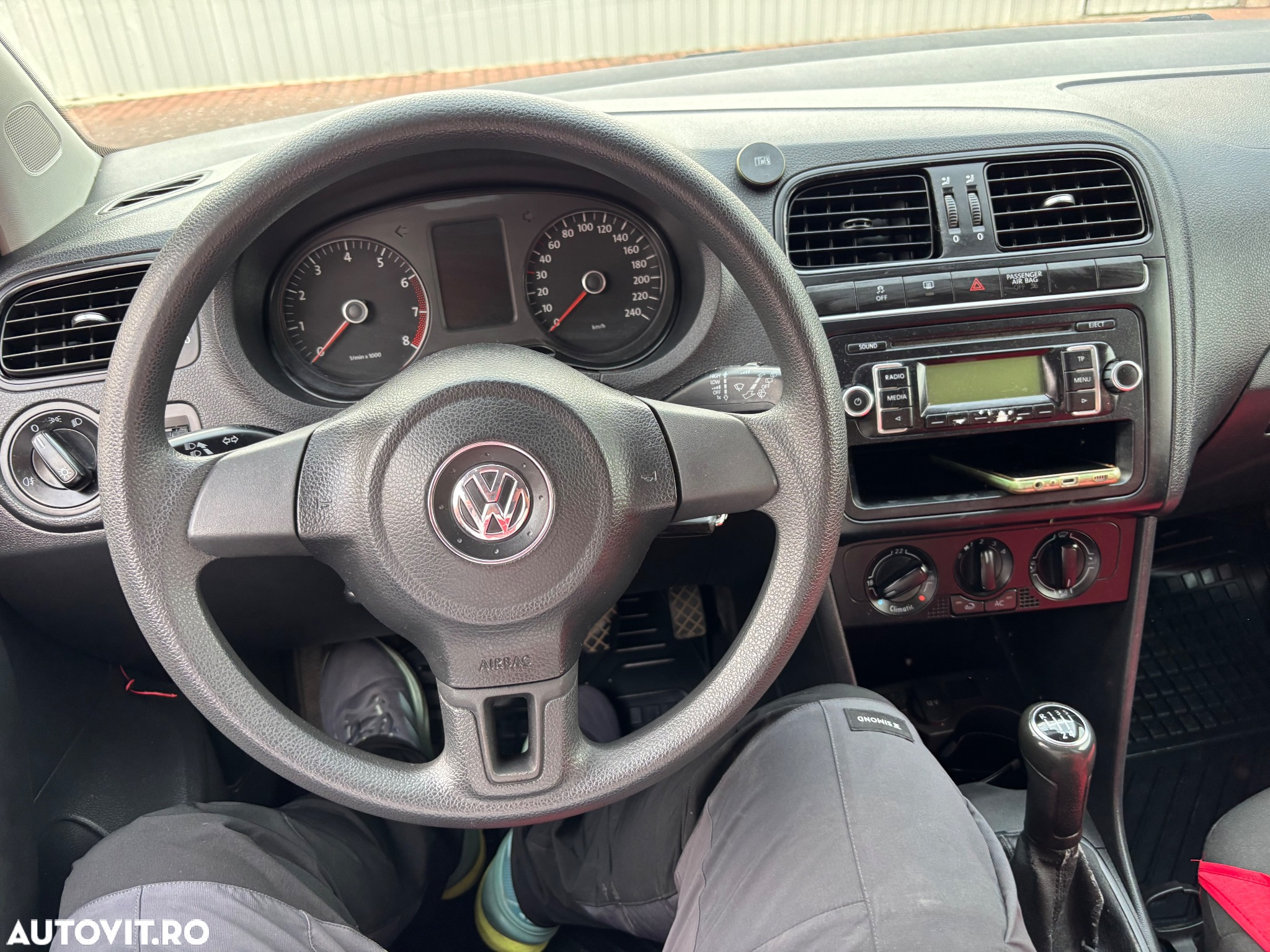 Volkswagen Polo - 8