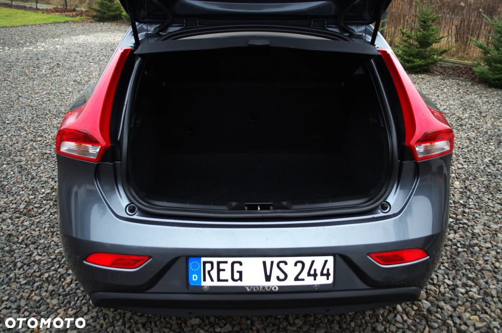 Volvo V40 D2 You - 16