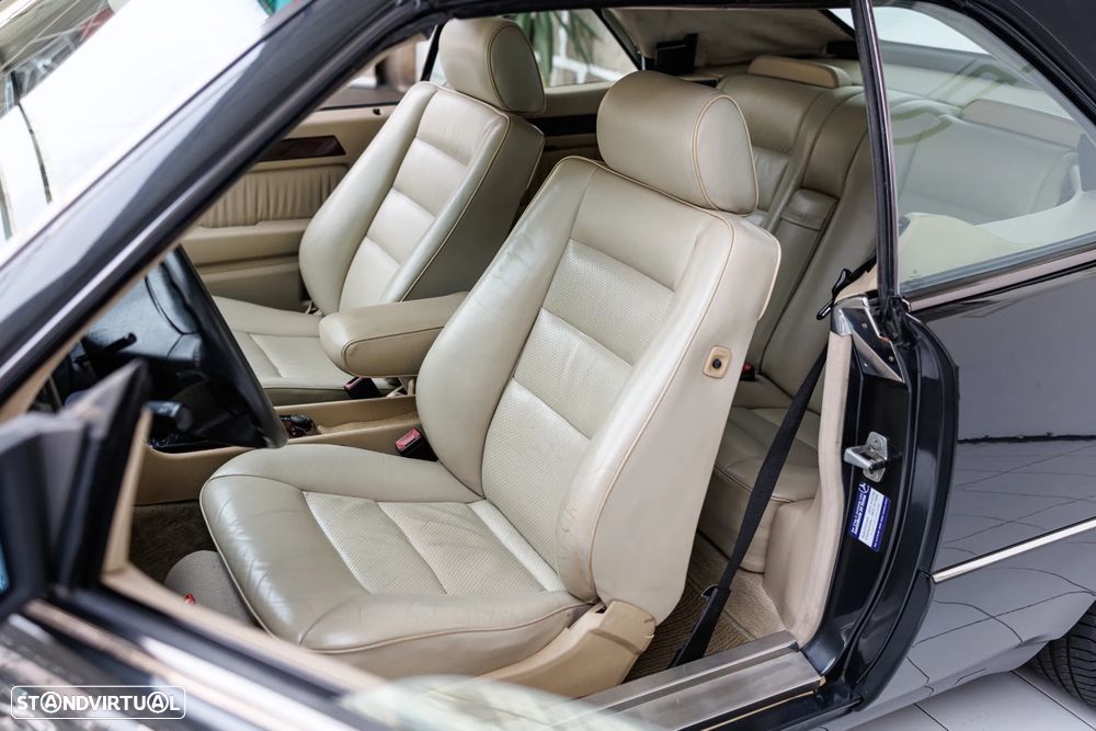 Mercedes-Benz W124 (1984-1997) 300 CE 24 Cabriolet - 32