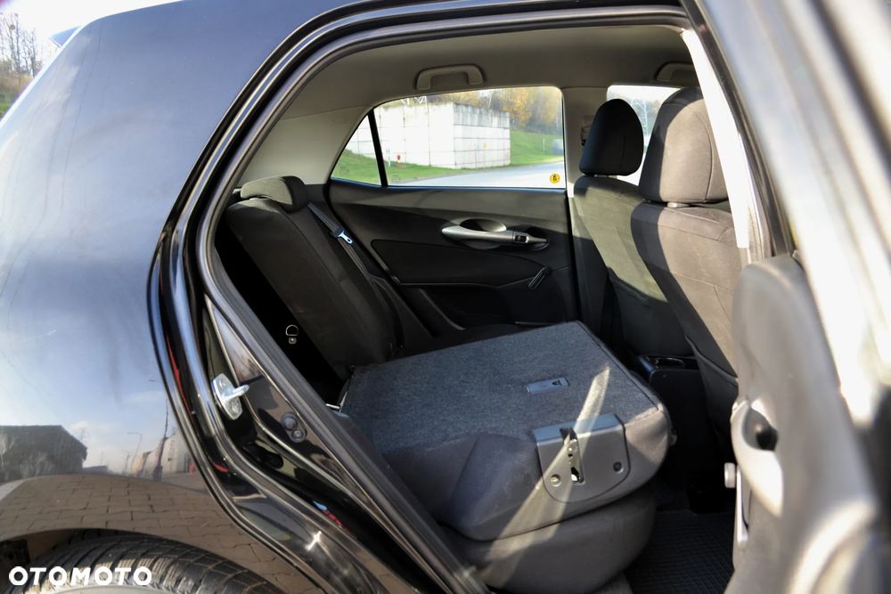 Toyota Auris 1.4 D-4D Luna - 13