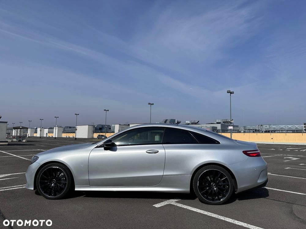 Mercedes-Benz Klasa E 220 d 9G-TRONIC - 12