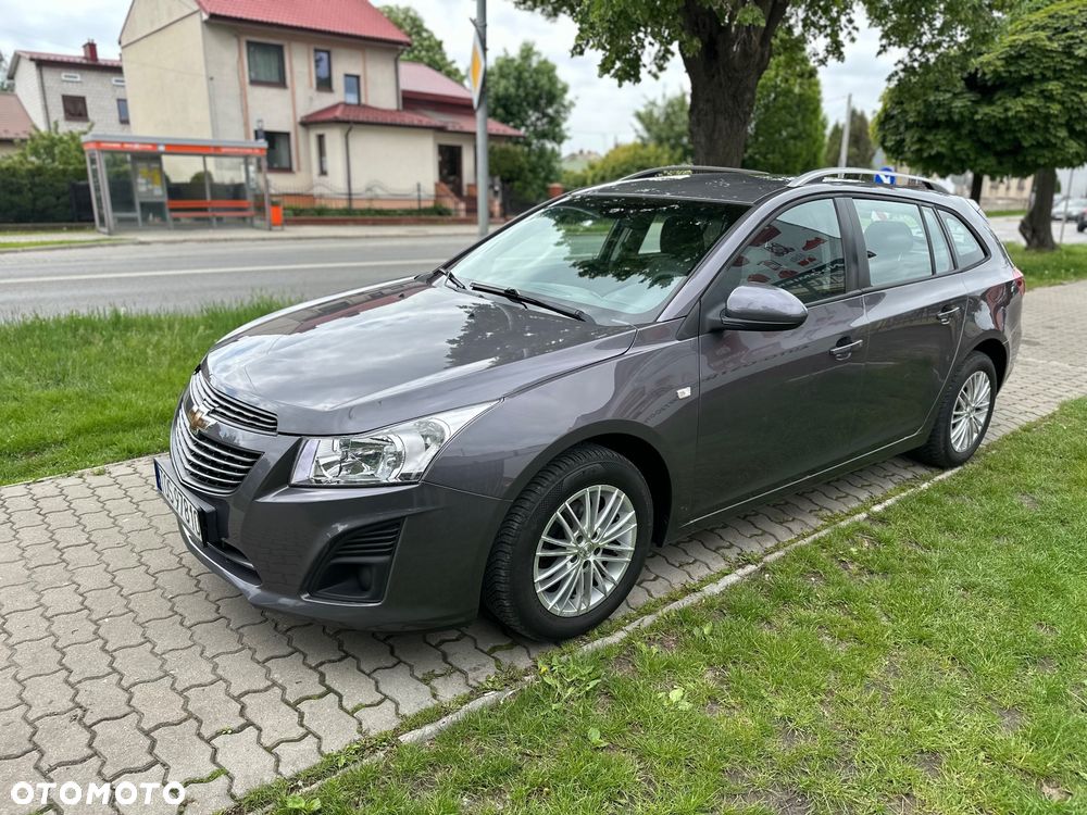 Chevrolet Cruze 1.6 LT - 4