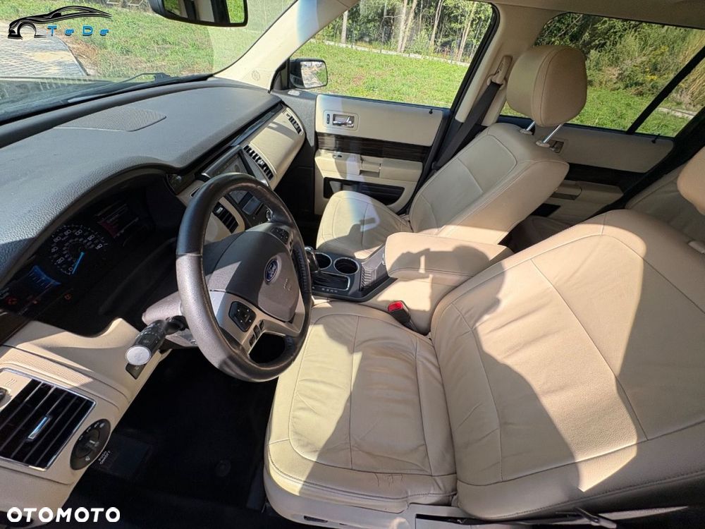 Ford Flex - 25
