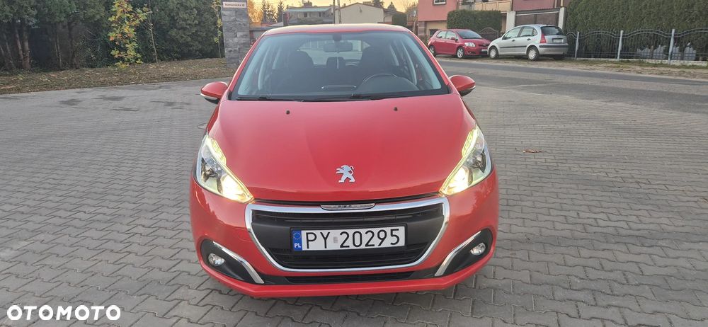 Peugeot 208 - 6
