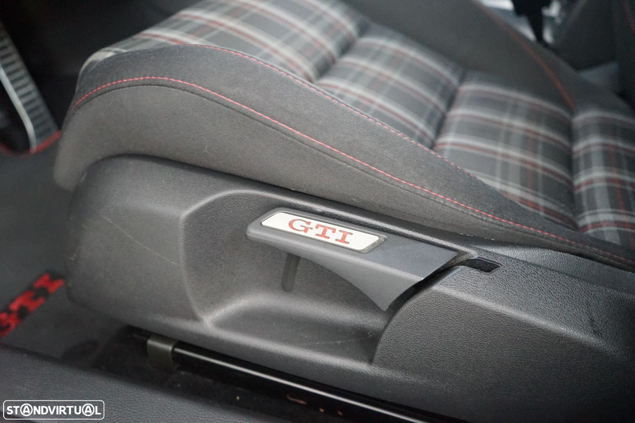VW Golf 2.0 TSi GTI - 23
