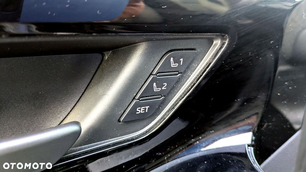 Toyota bZ4X 71.4kWh Executive - 13