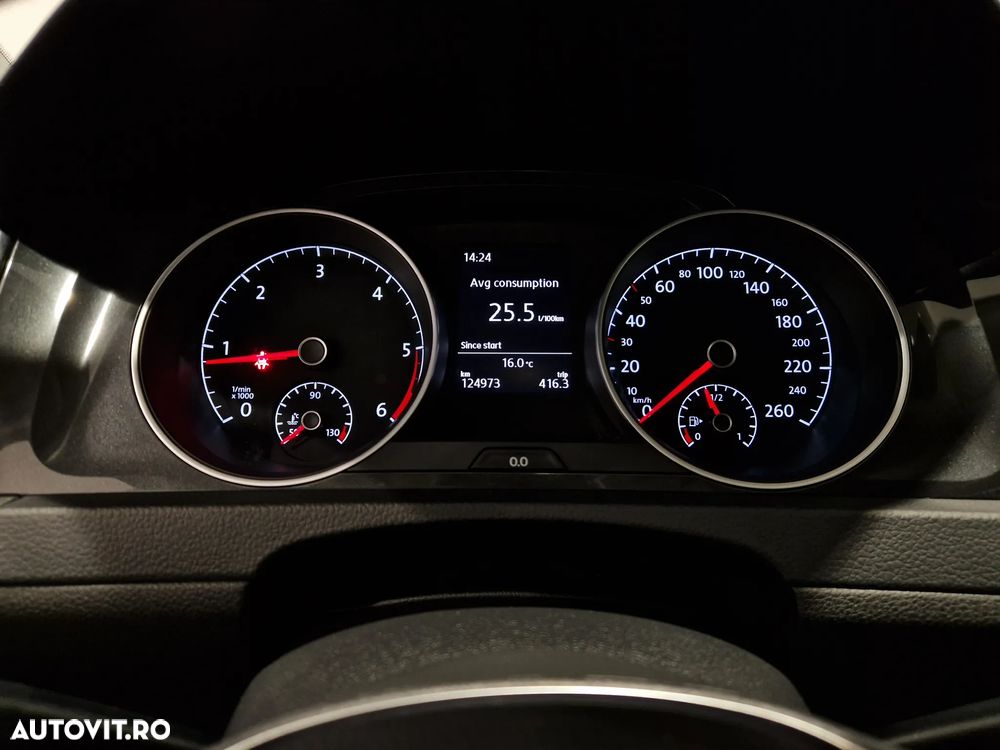 Volkswagen Golf 1.6 TDI Comfortline - 17
