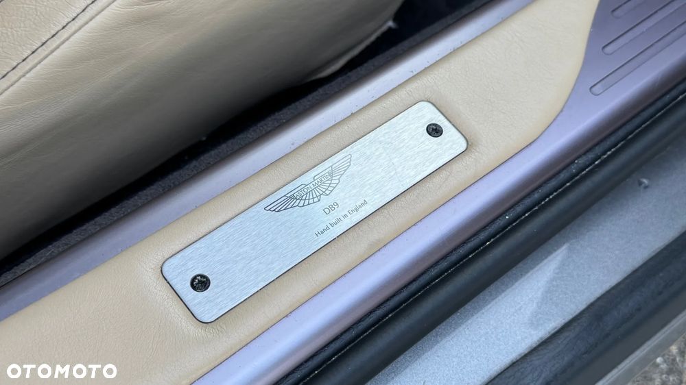 Aston Martin DB9 Coupe Touchtronic - 21