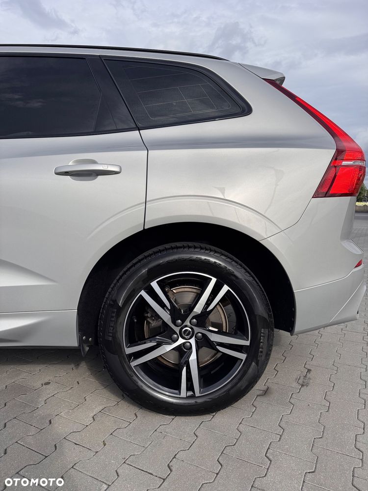 Volvo XC 60 B4 D AWD R-Design - 18
