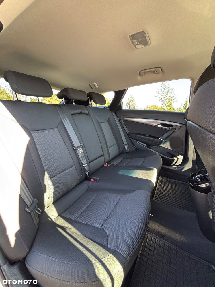 Hyundai i40 Kombi 1.6 Trend - 27