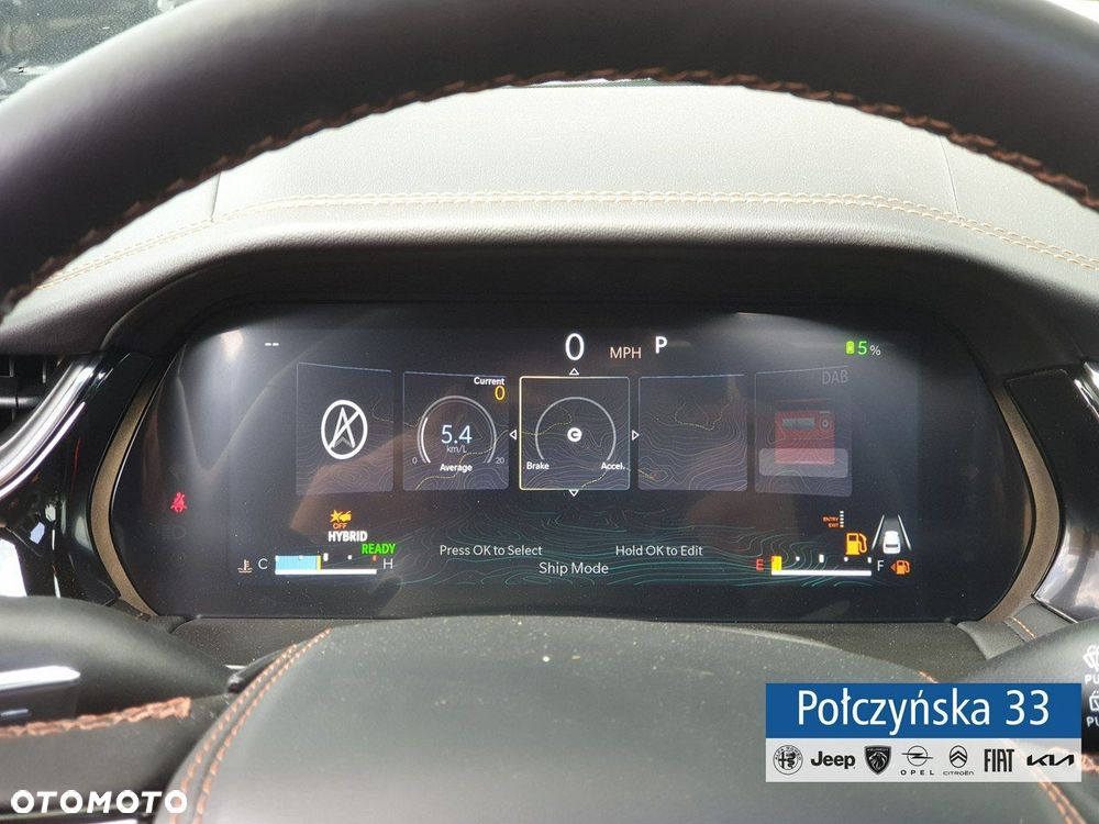 Jeep Grand Cherokee - 12