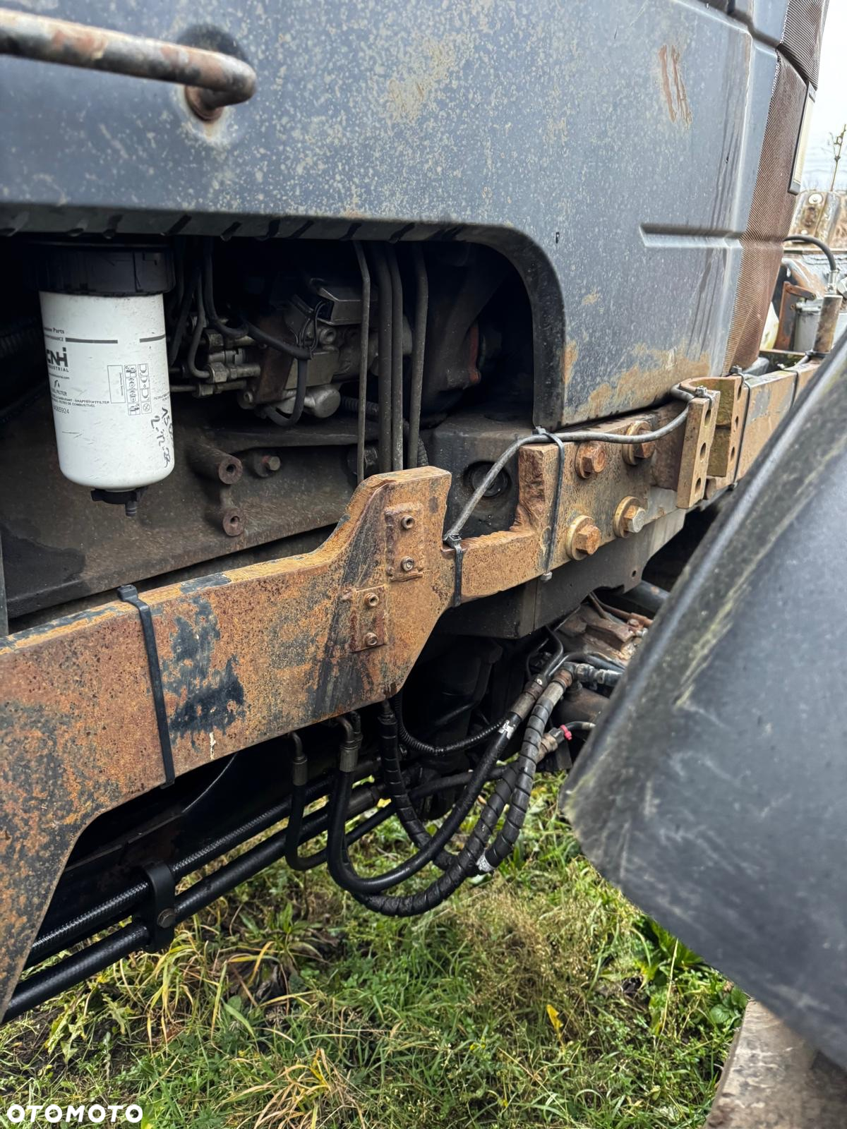 New Holland TM175 - 29