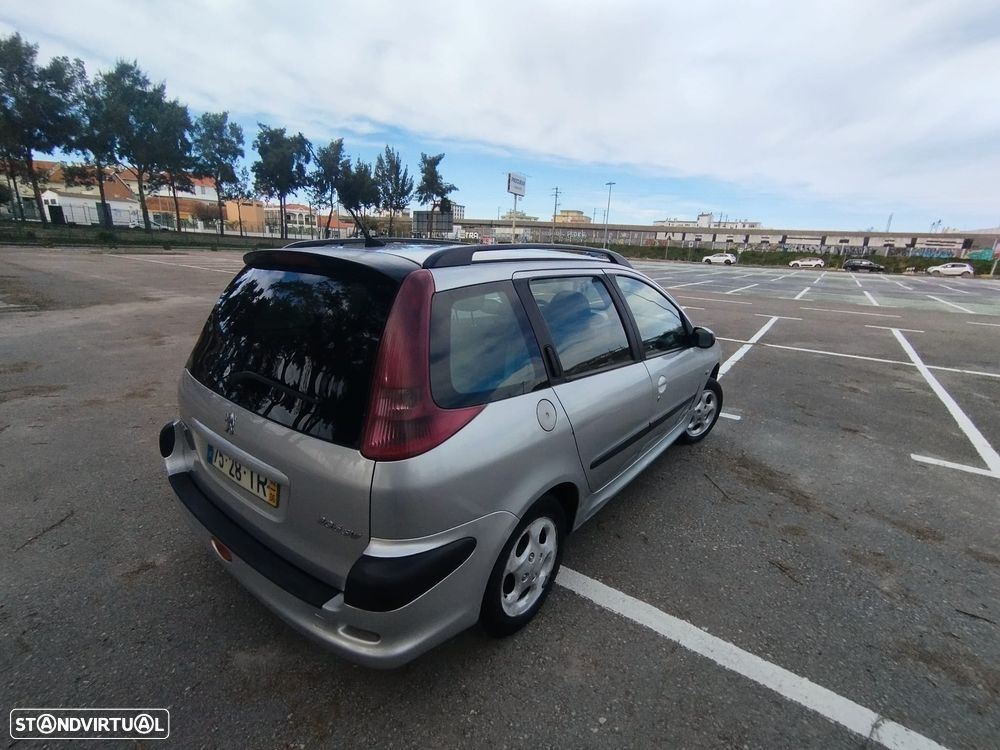 Peugeot 206 SW 1.4 HDi Colorline - 11