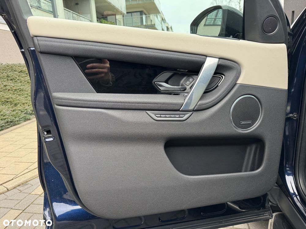 Land Rover Discovery Sport - 20