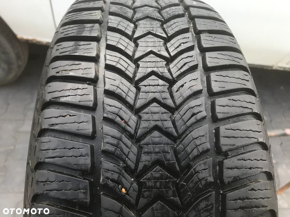 Opona Dębica Figo HP2 205/55R16 Zima 1 Szt 2024 - 1