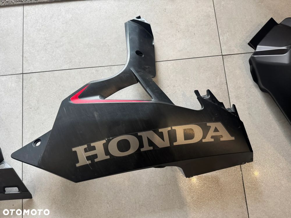 OWIEWKA PRAWA lub Lewa OSŁONA SILNIKA PŁUG HONDA CBR 650 R CBR650R 24-25 - 3