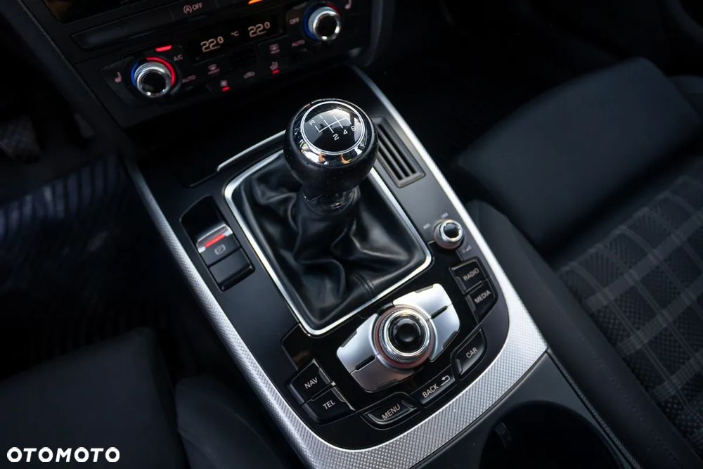 Audi A4 Limousine 2.0 TDI DPF Ambiente - 23
