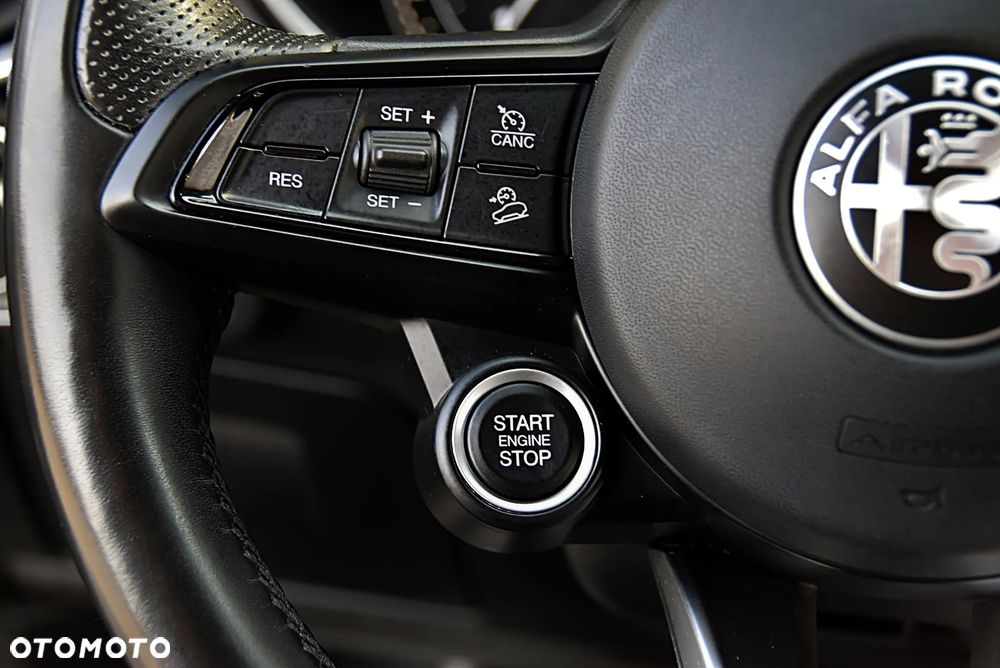 Alfa Romeo Stelvio 2.0 Turbo Veloce Q4 - 30