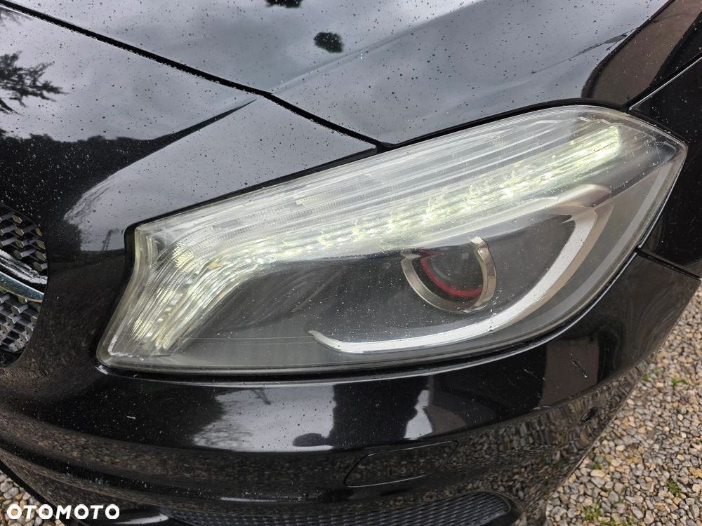 Mercedes-Benz Klasa A 250 7G-DCT AMG Line - 3
