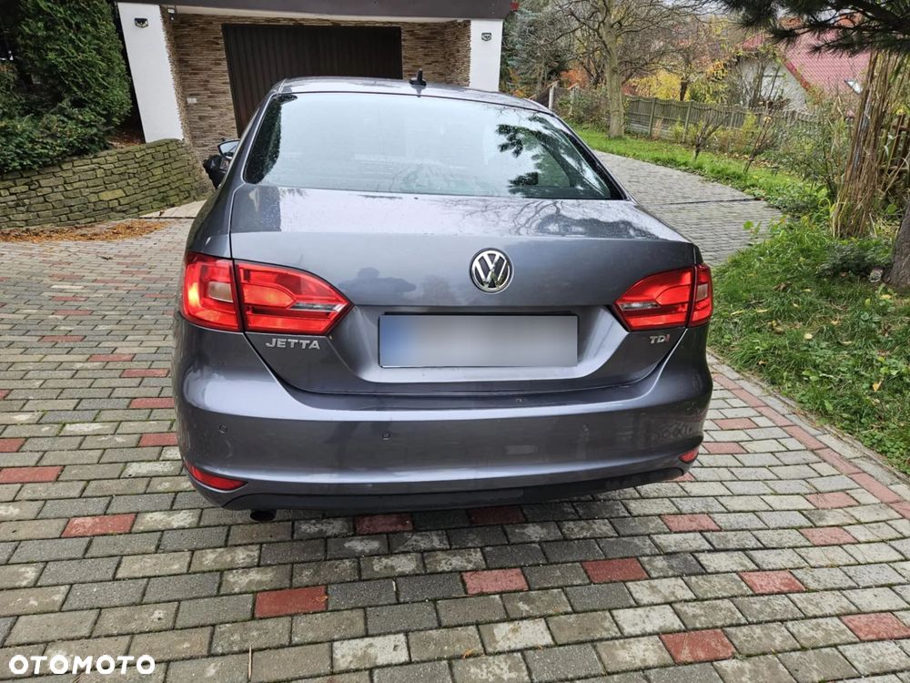 Volkswagen Jetta 1.6 TDI DPF Comfortline - 3