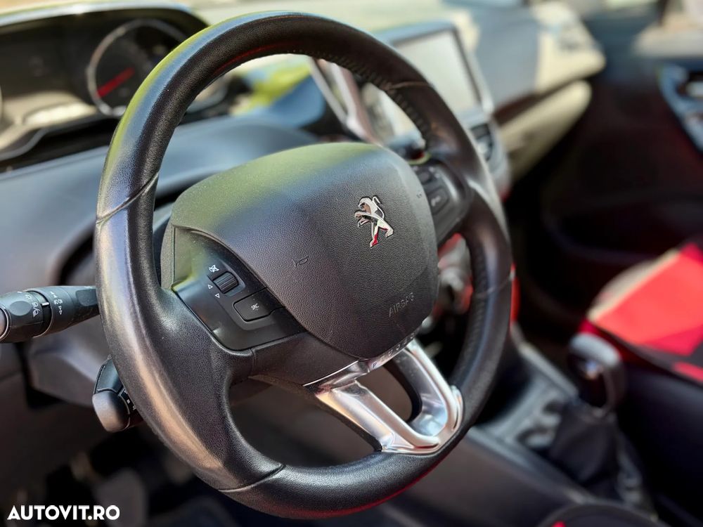 Peugeot 208 HDi 68 Like - 13