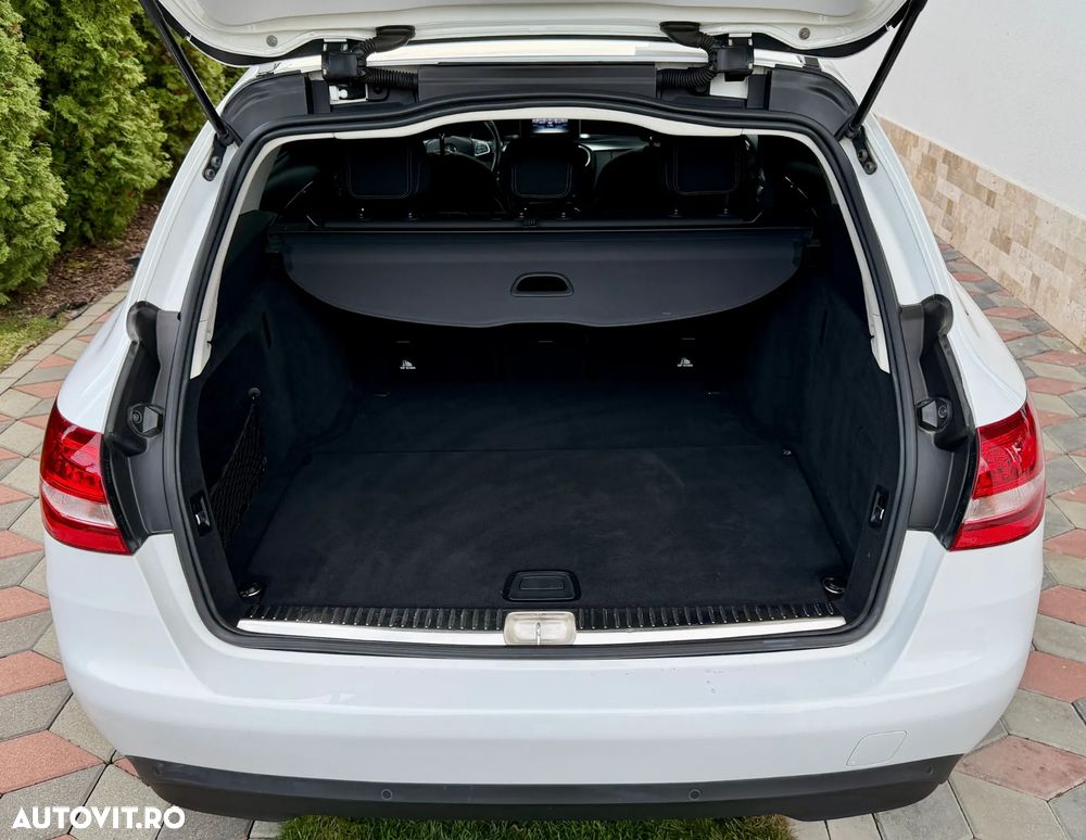 Mercedes-Benz C 200 d T 9G-TRONIC - 11