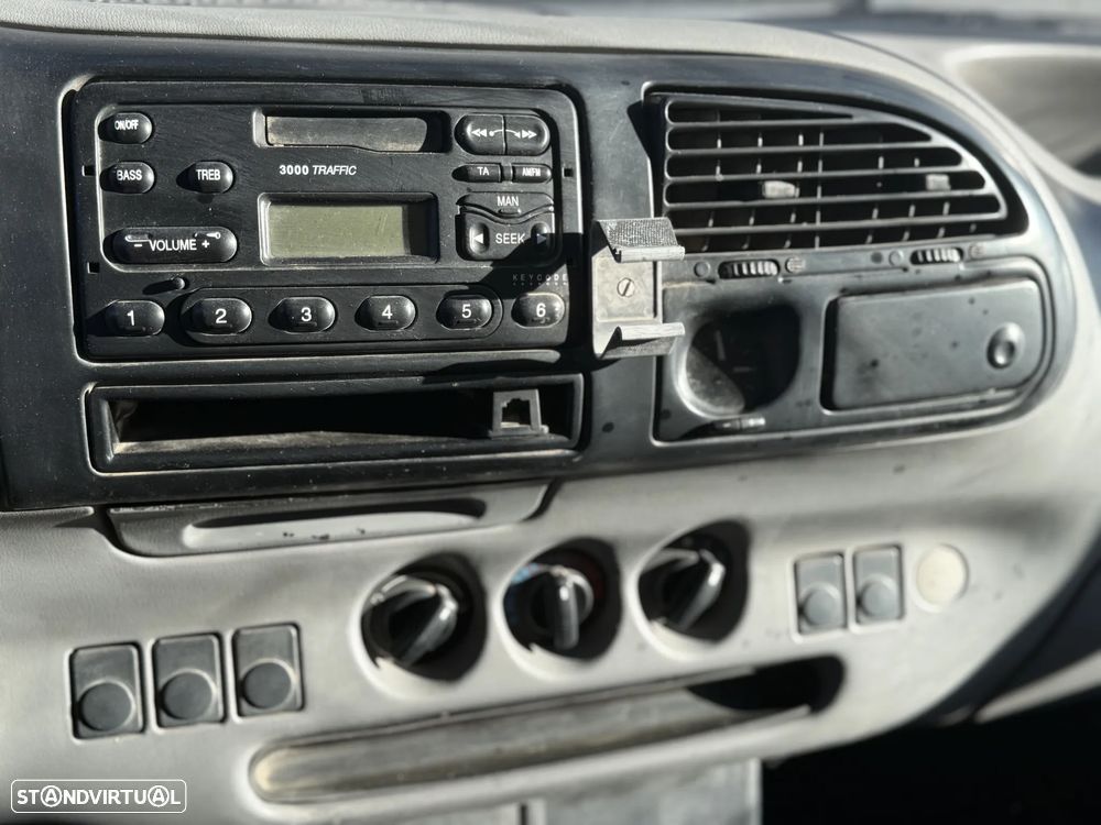 Ford TRANSIT 2.5 D 6 LUGARES + CAIXA ABERTA - 14