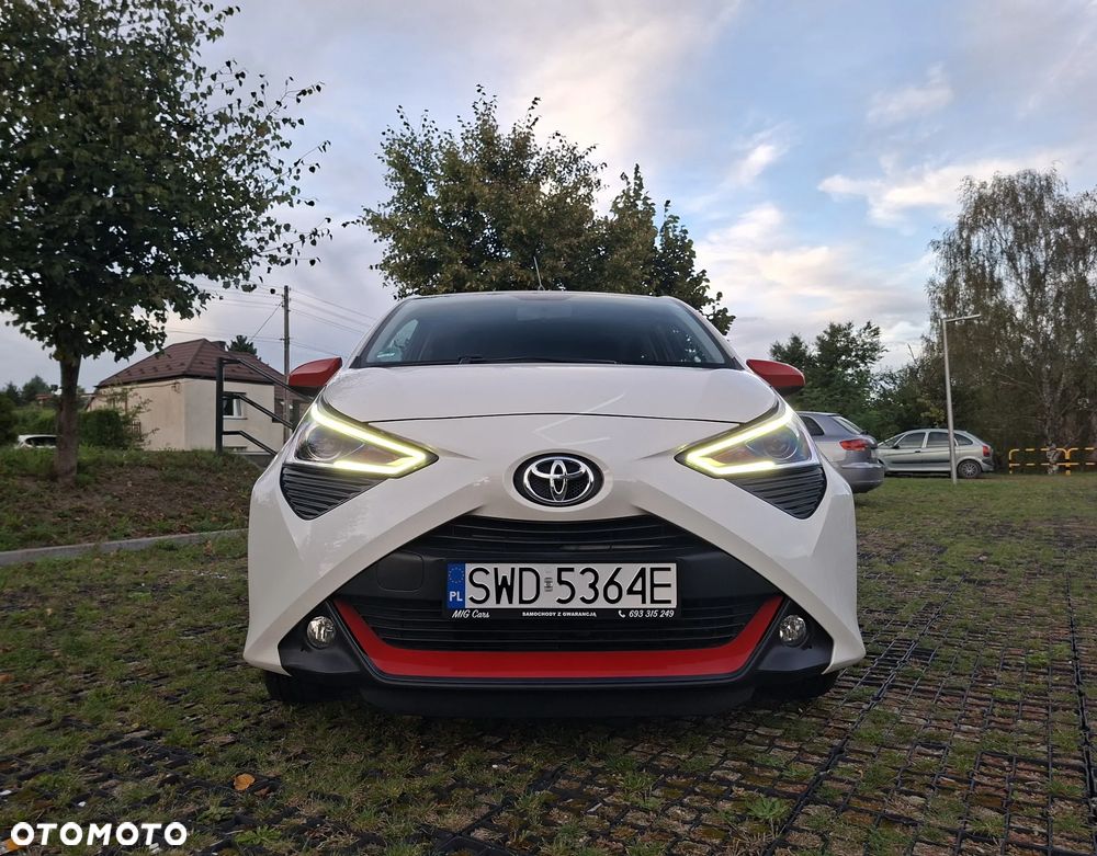 Toyota Aygo x-play connect - 4