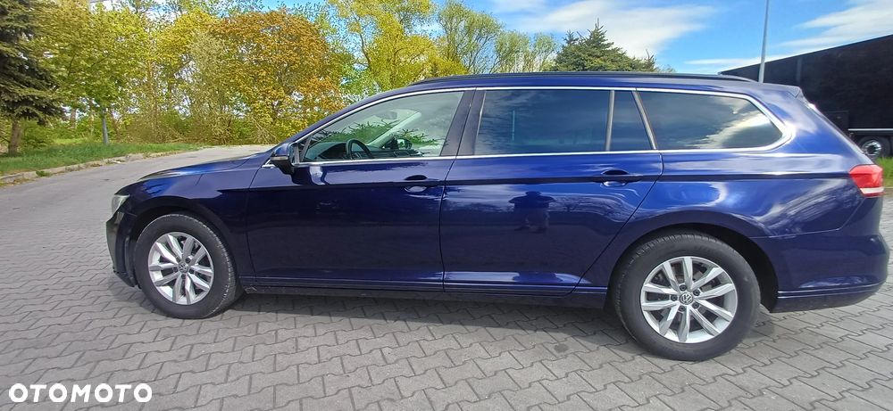 Volkswagen Passat 2.0 TDI BlueMotion Technology Highline - 16
