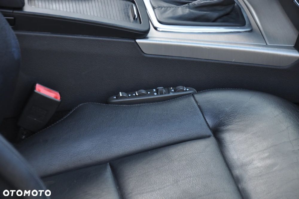 Mercedes-Benz Klasa E 250 CDI 7G-TRONIC - 20