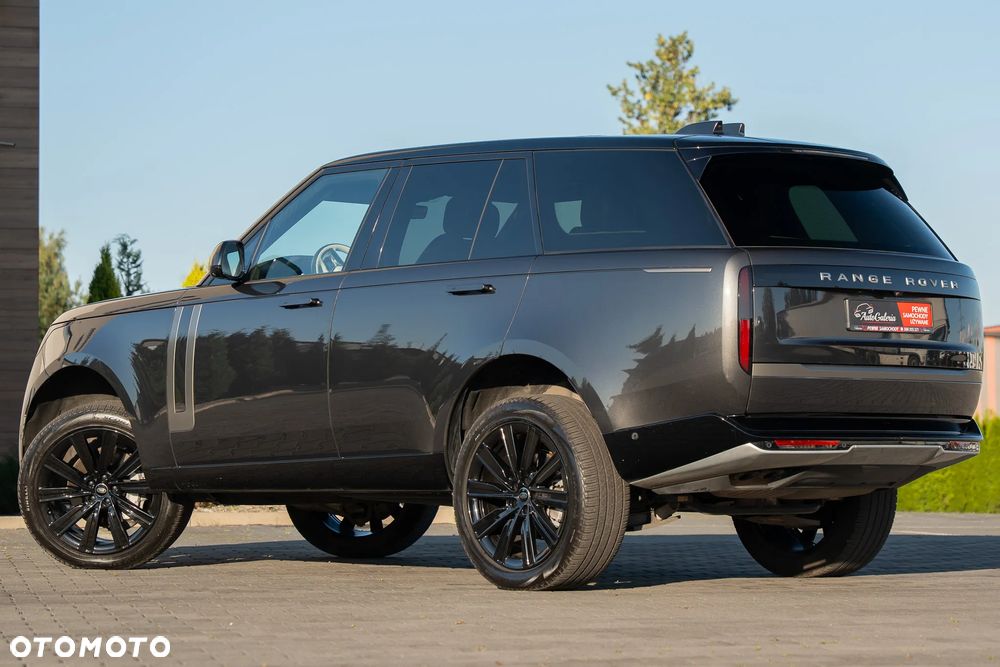 Land Rover Range Rover D300 HSE - 12