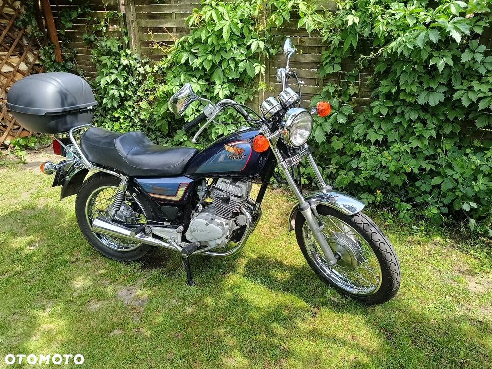 Honda CM - 3