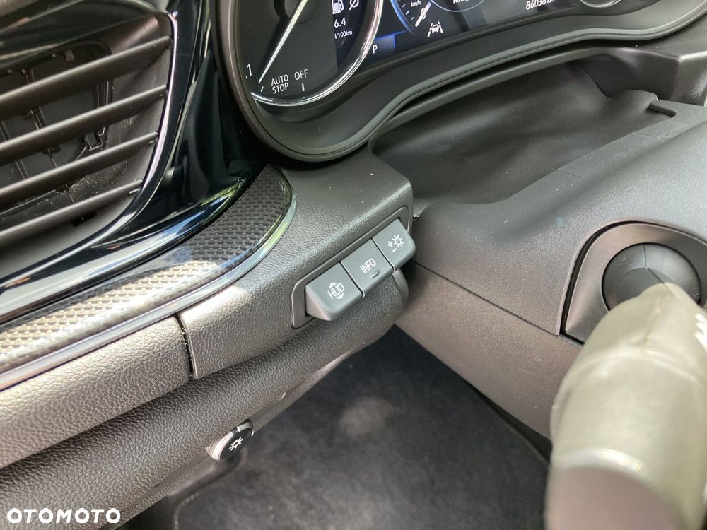 Opel Insignia - 23