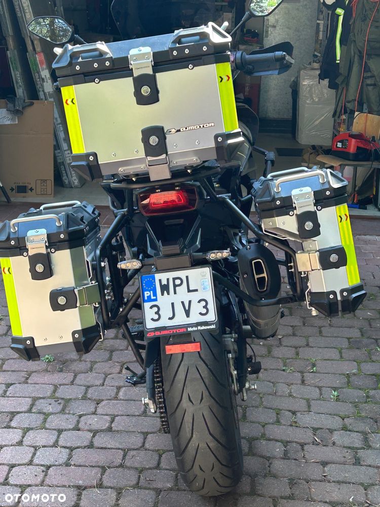 QJMOTOR 900 S - 2