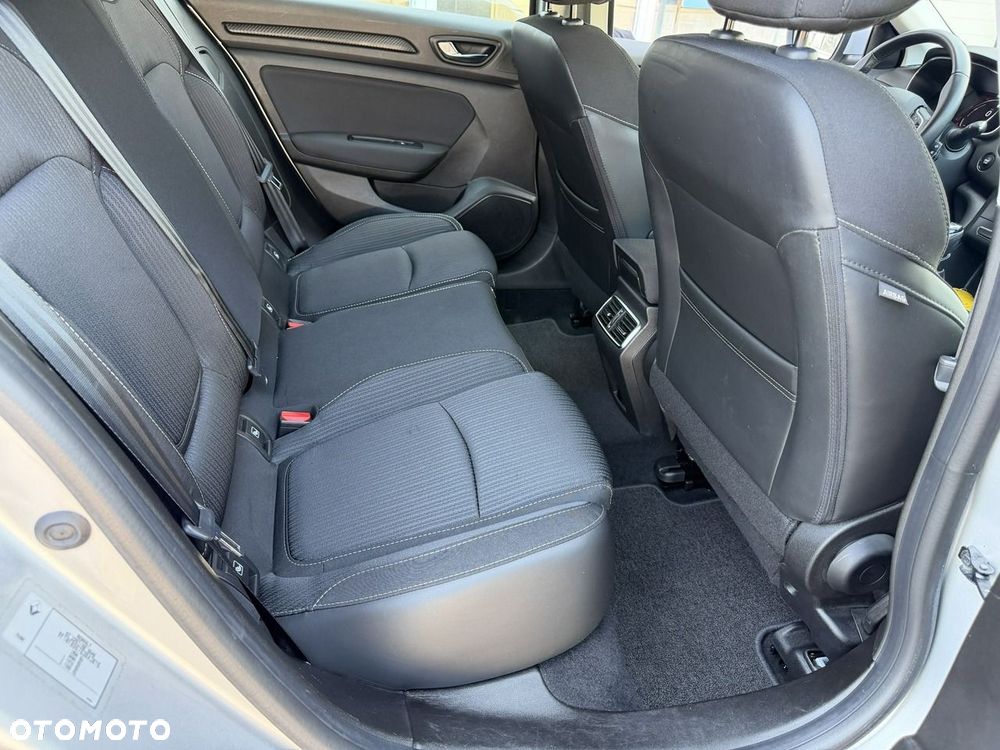 Renault Megane 1.3 TCe FAP Business - 32