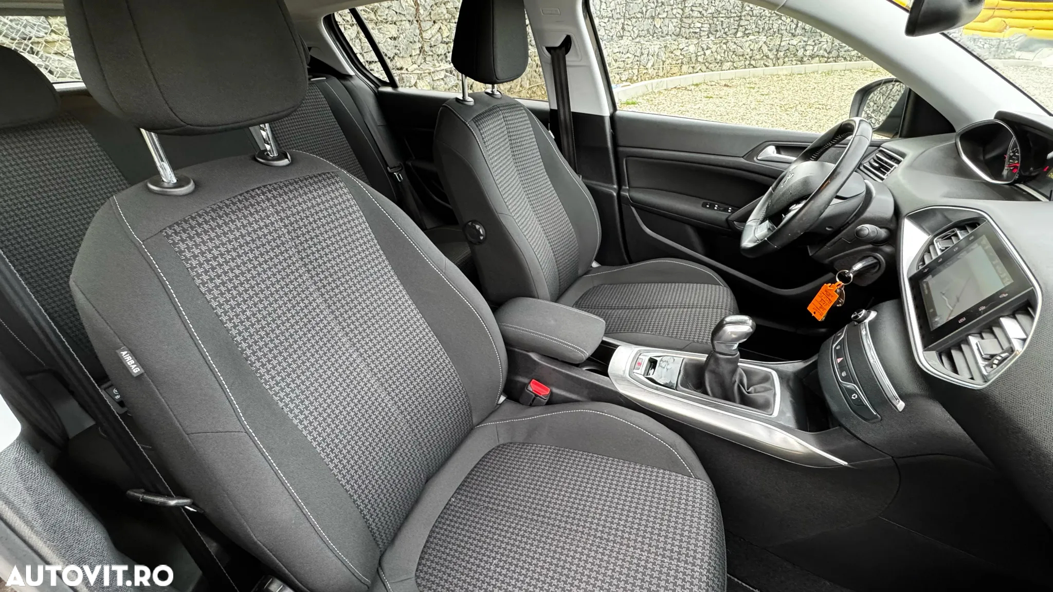 Peugeot 308 PureTech 110 Stop & Start Style - 10